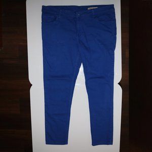 Bare Denim Blue Jeans